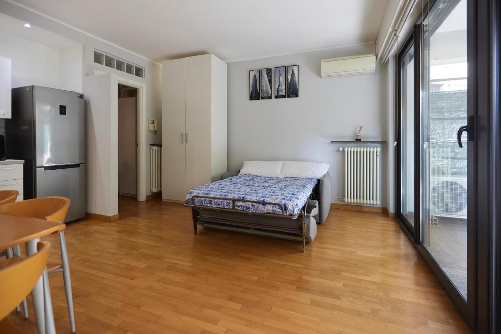 Bande Nere Studio- A Few Steps From Metro Mailand